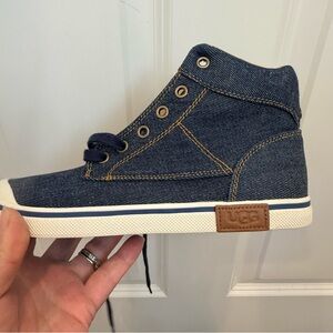 New without box UGG Denim Shoes Little Boys US3 Color: Blue Spring/Summer